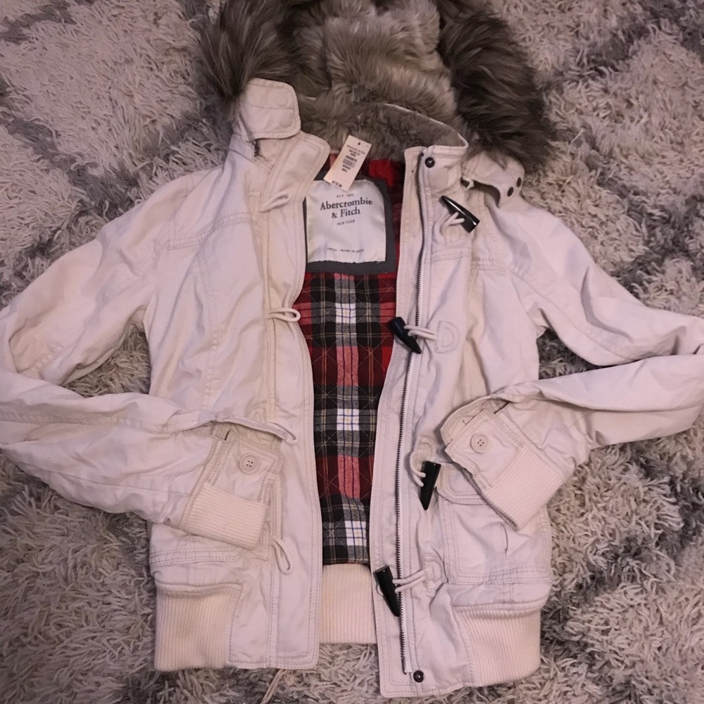 A&F Cream Coat Fur Hood